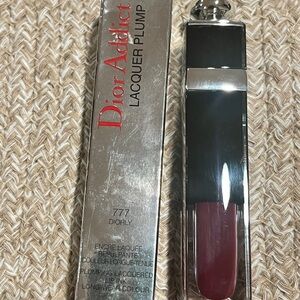 Dior Addict Lacquer Plump in shiny purple - shade 677 Disco Dior